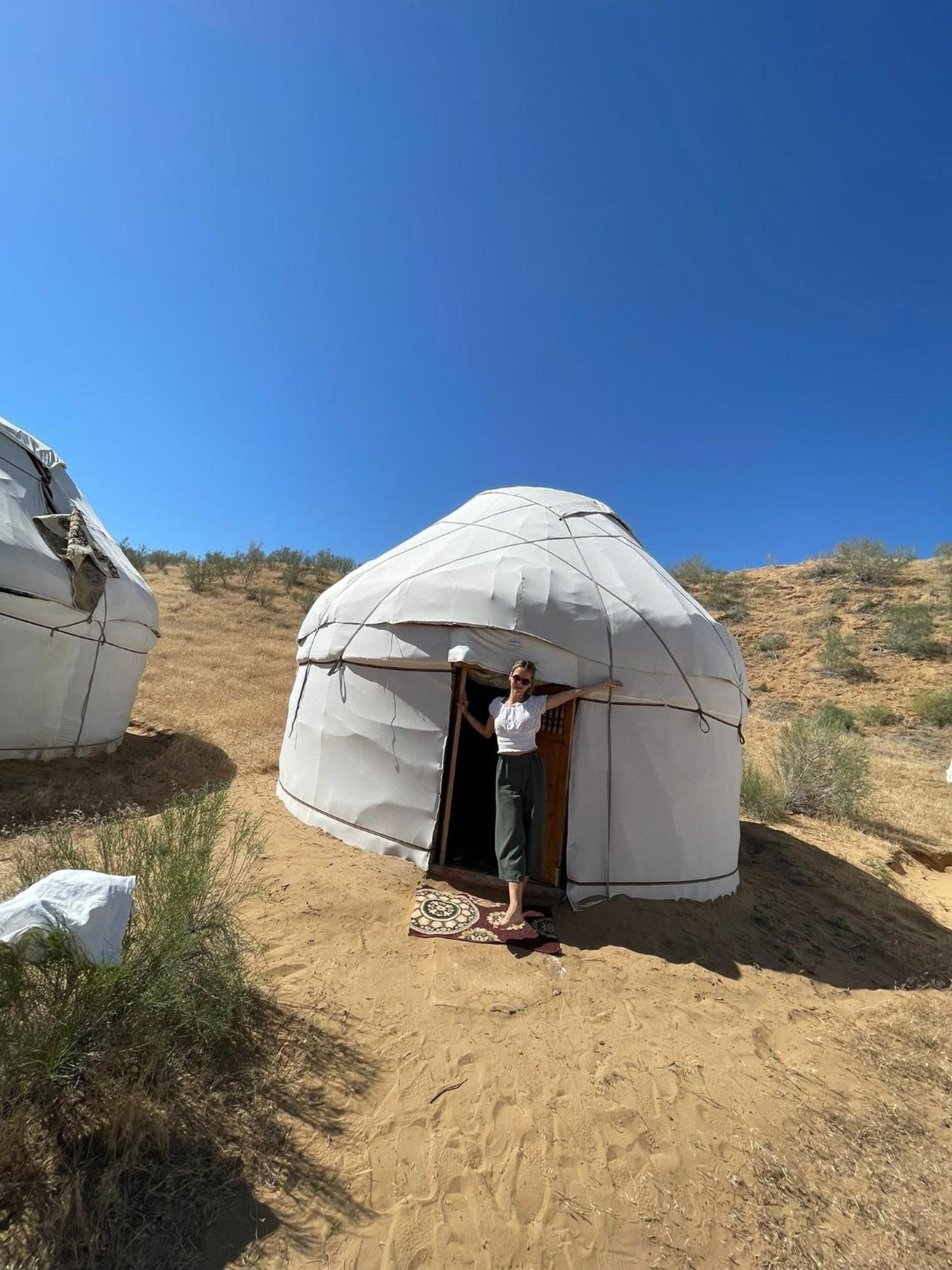 Hotel Kyzylkum Nights Camp & Family Yurt Nurota Exterior foto